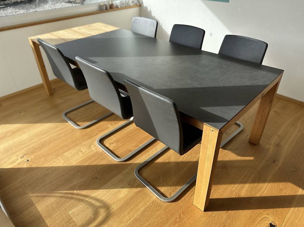 Tables: Esstisch mit Keramikplatte – D'occasion à Bühler par luca.zollinger 3