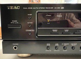 Teac Ricevitori: TEAC AM / FM Stereo Receiver AG-980 – Usato da Bazenheid venduto da Ruediloosli 2