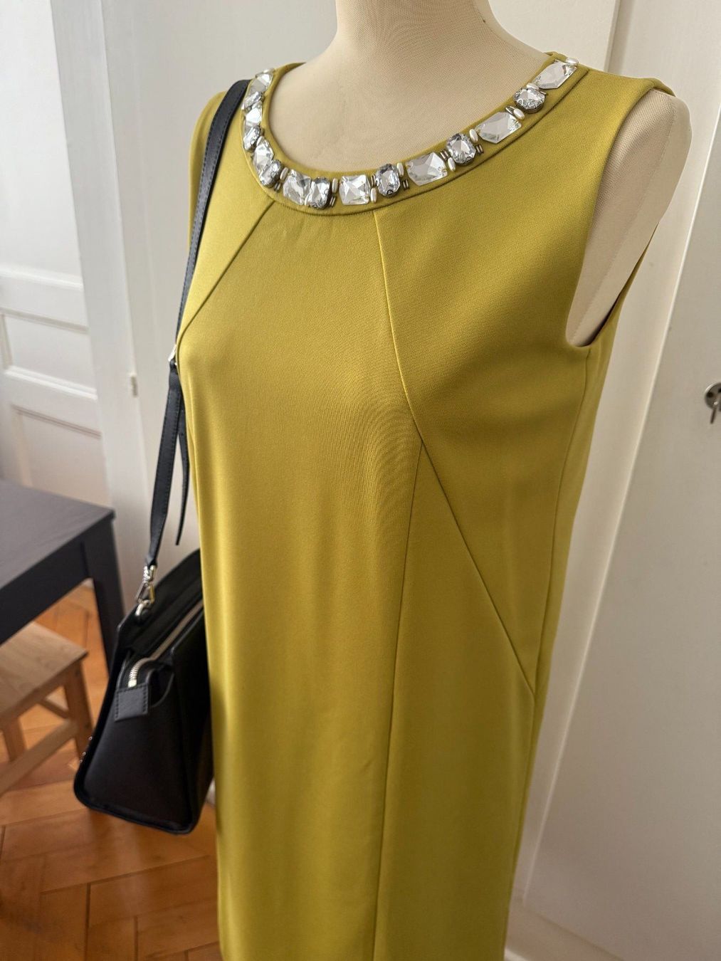 Vestiti: Robe droite verte-jaune – Nuovo (secondo la descrizione) da Le Locle venduto da tchanatakoua