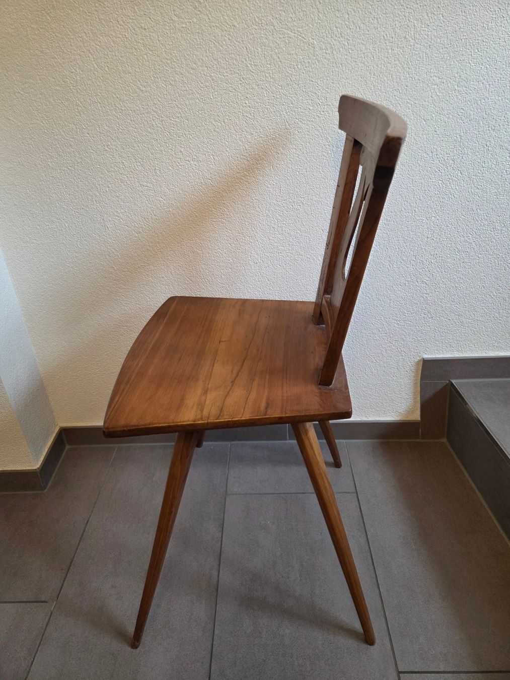 Sedie: Stabelle – Usato da Zofingen venduto da Schnigggi 2