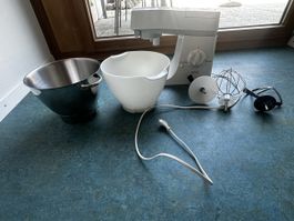 Küchenmaschine Kenwood Electronic mit Zubehör guter Zustand