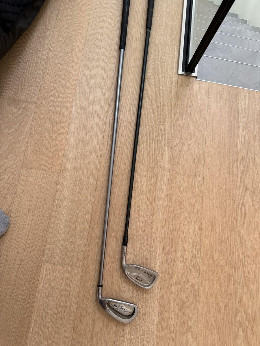Titleist Mazze & Set: Titleist 714CB irons and Titleist pencil bag – Usato da COMMUGNY venduto da toutdoitdisparaitre 7