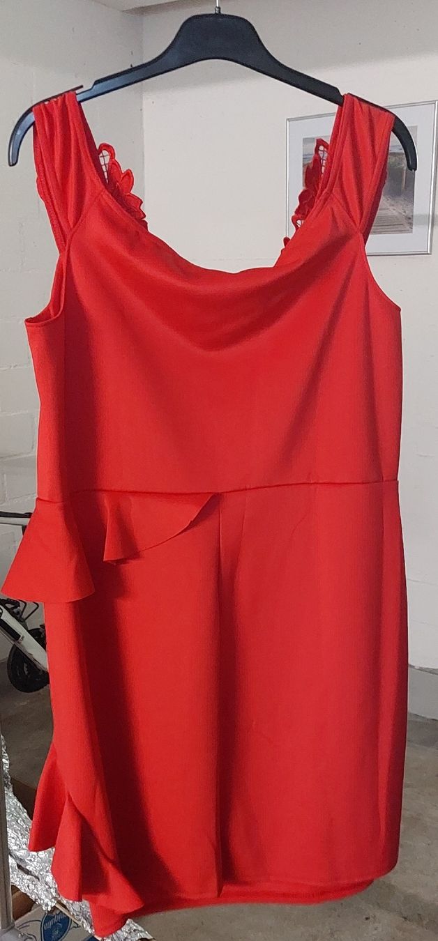 Vestiti: Elegantes Kleid – Nuovo (secondo la descrizione) da Wislikofen venduto da Ana.Gomes 3