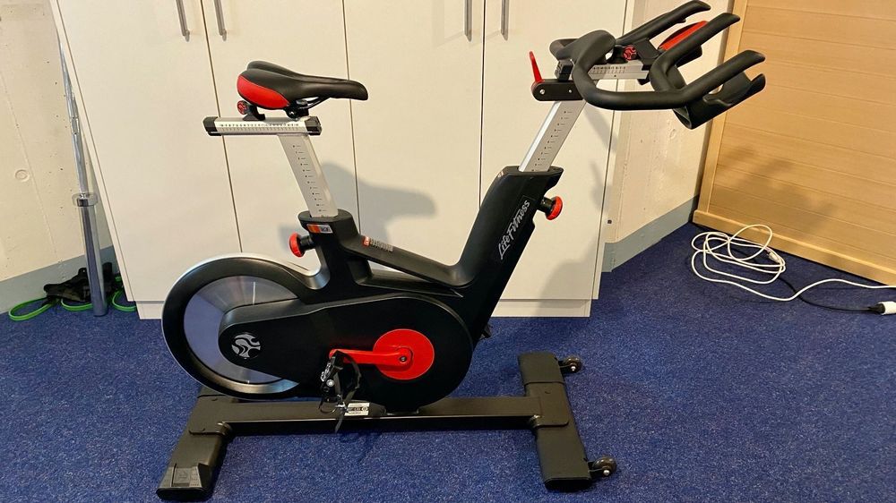 life fitness icg indoor bike
