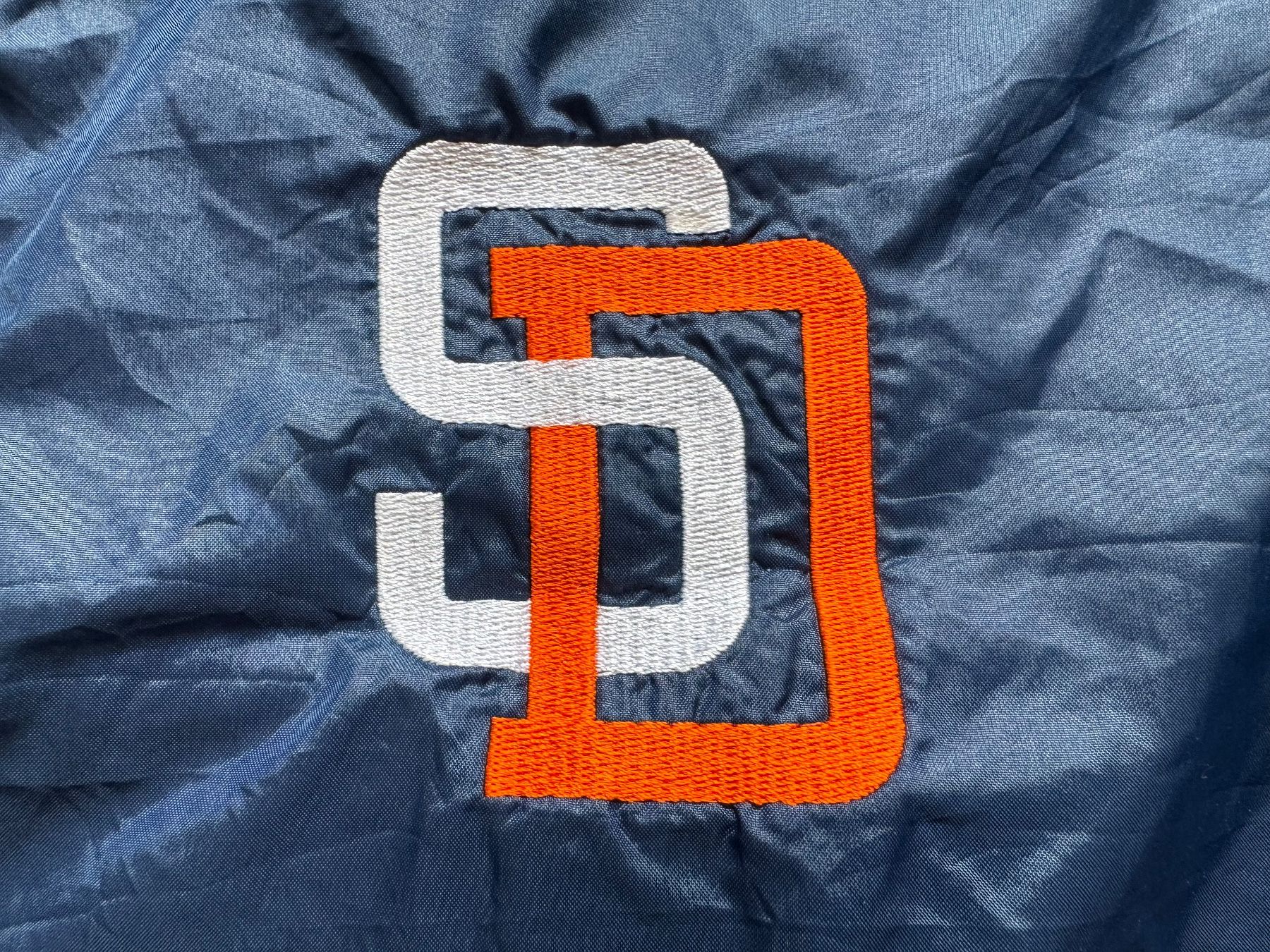 NFL Jacken: Windbreaker Starter Diamond collection PADRES MEN L – Gebraucht aus Neuchâtel von _Easy_to_Find_ 1