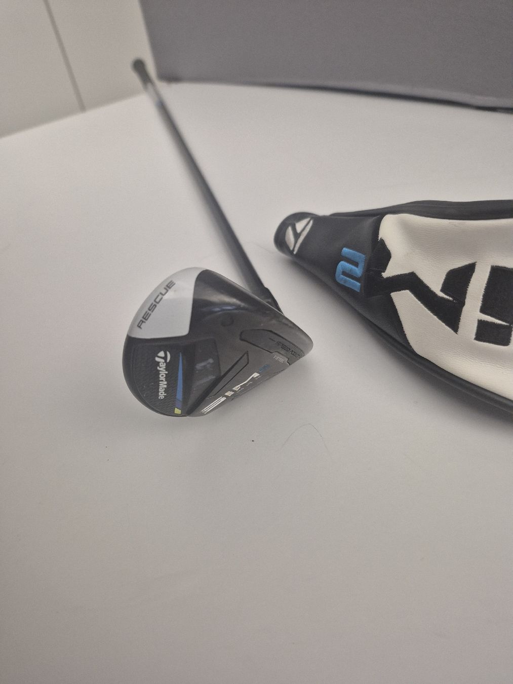 Taylor Made Clubs & Sets: SIM 2 Max hybrid 3 - top Zustand – D'occasion à Altdorf UR par car_896f 7