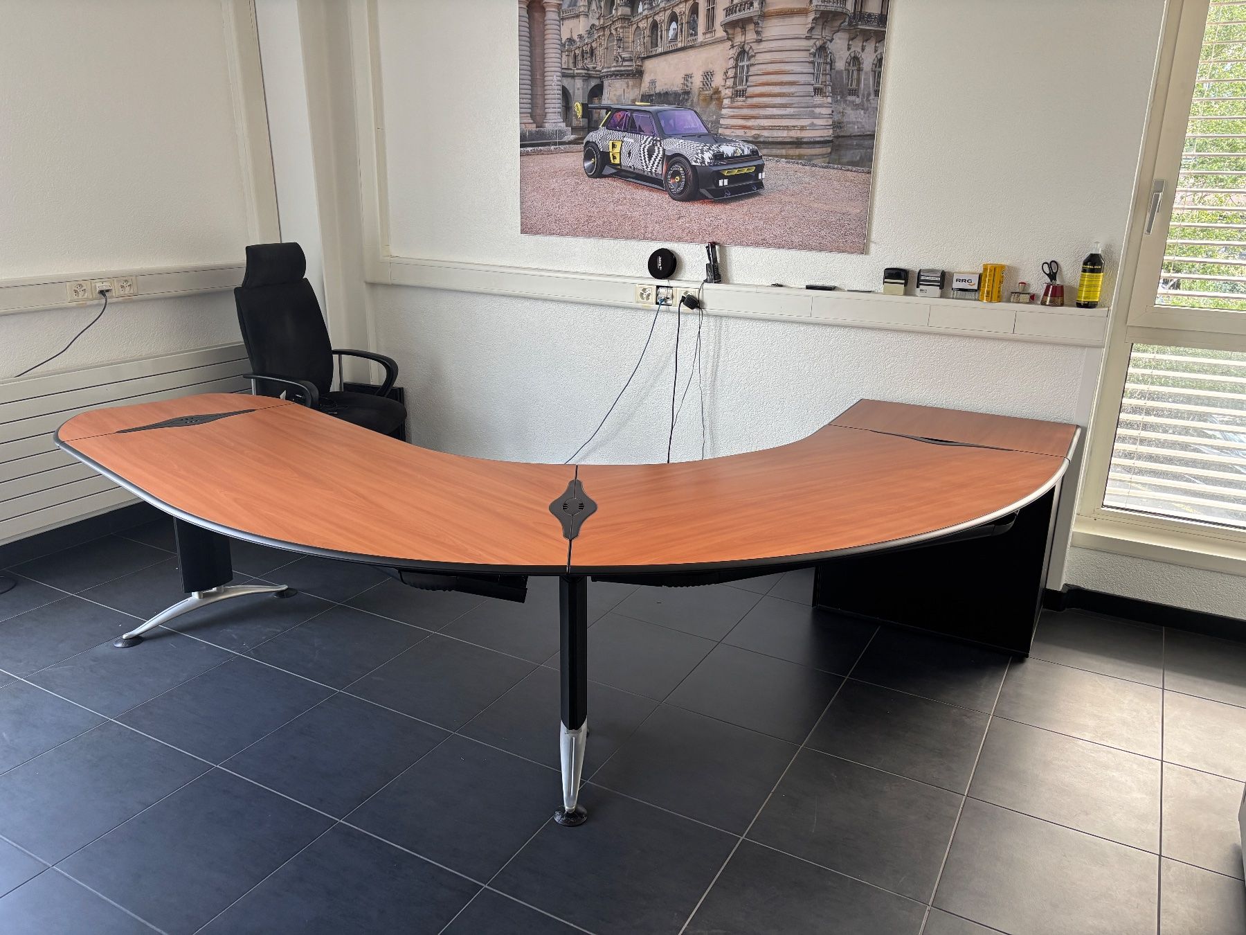 Schreibtische: Bureau de direction – Gebraucht aus Ecublens von RRG_Suisse 1