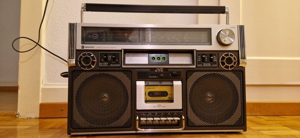 Ghettoblaster JVC PC-35E – Boombox Vintage – Occasion – Expédition Mondiale