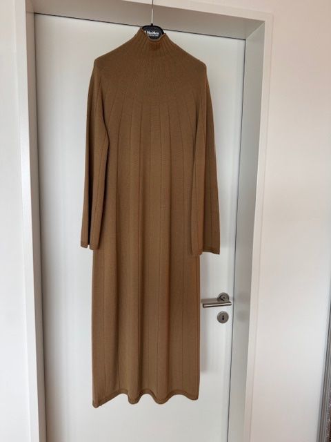 Max Mara Vestiti: STRICKKLEID VON MM BY MAXMARA – Usato da Wädenswil venduto da MANU2222 2
