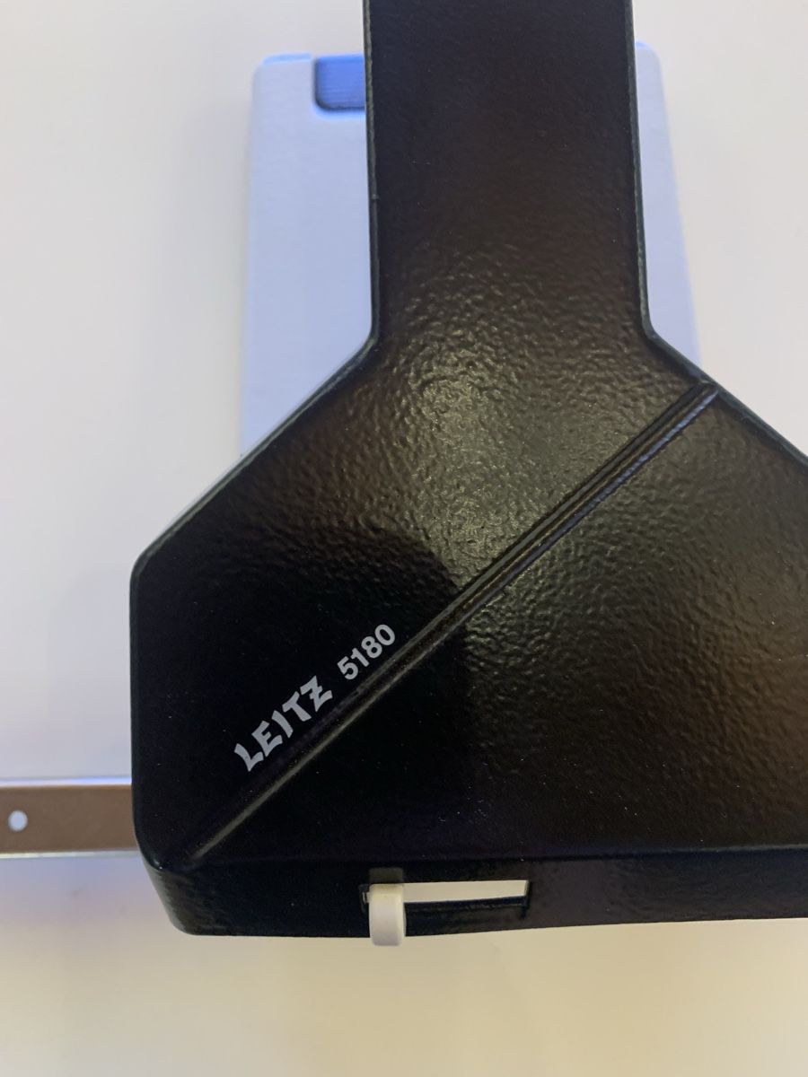 Leitz Tutti gli attrezzi: LEITZ 5180 Locher – Usato da Zuchwil venduto da Stein87 1