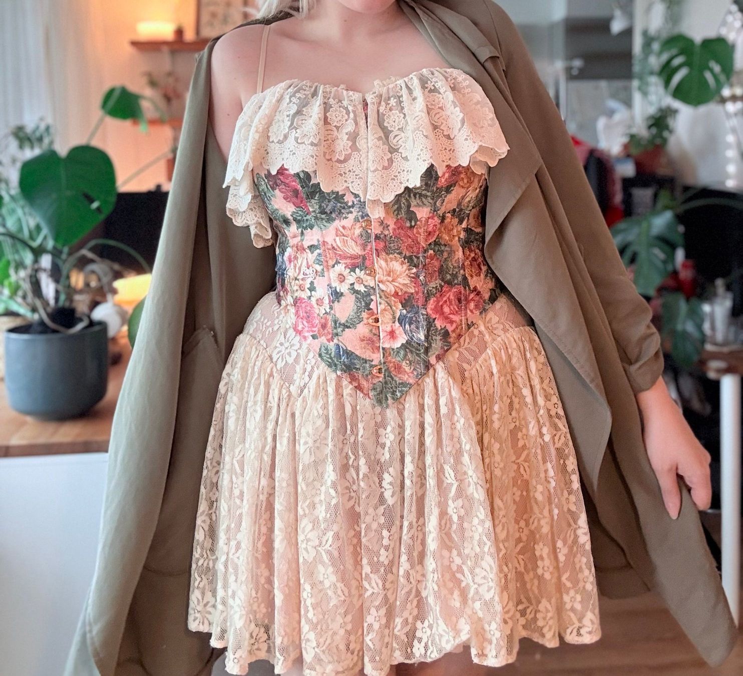 Tops: Lacemade Flower & Banquet Corset – D'occasion à Oensingen par ped_wb6r 1