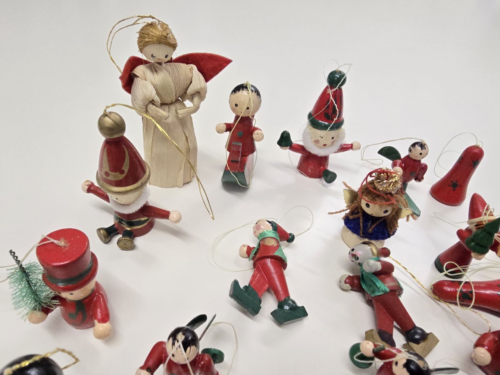 Tutte le decorazioni: Weihnachtsfiguren aus Holz – Usato da St. Gallen venduto da CapyMcQueen 2