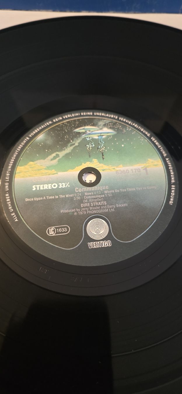 Vinyles:  Dire Straits Communiqué, état d'usage – D'occasion à Yvonand par RF-VINYL 2