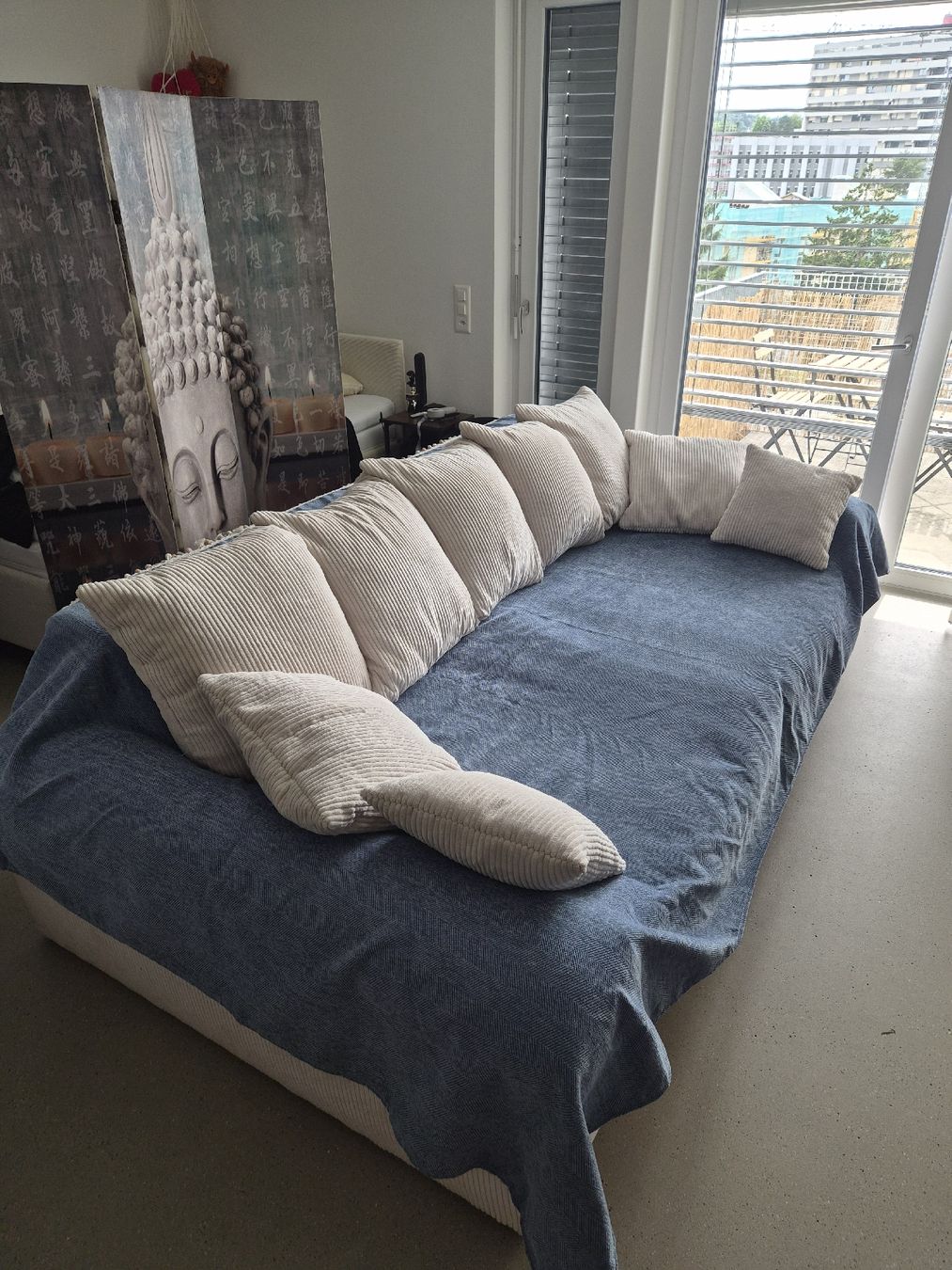 Sofas: AmbiaHome BIGSOFA Cord Beige – Gebraucht aus Schlieren von Aaronxxo 2