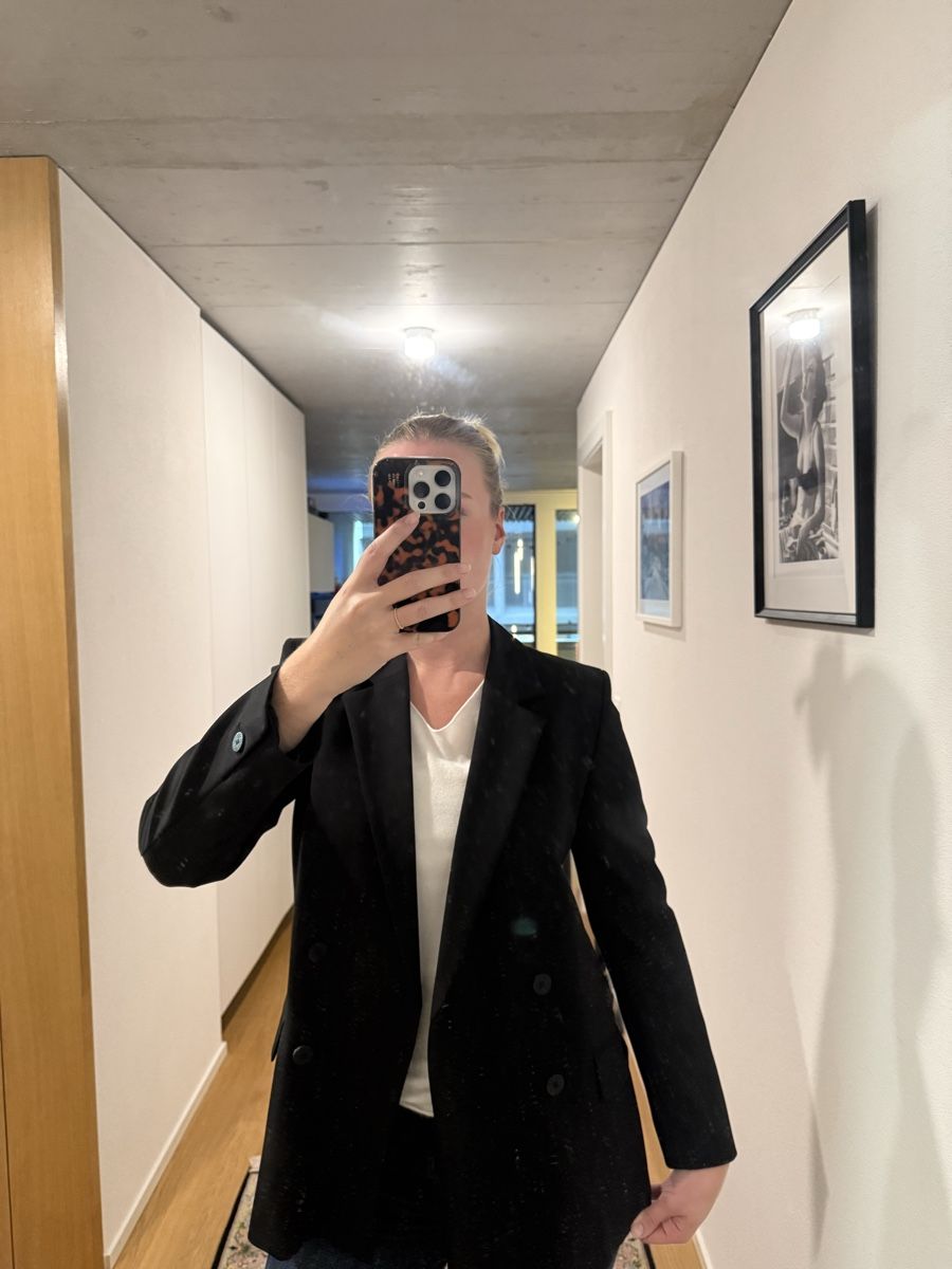 Hugo Boss Completi & Tailleur: Black Hugo Boss Blazer – Nuovo (secondo la descrizione) da Bottmingen venduto da Itsclaire 8