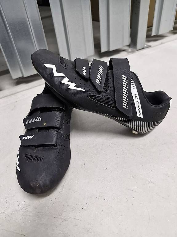Northwave Scarpe da uomo: Scarpe da bici da corsa Northwave – Usato da Giubiasco venduto da bar_r9hz