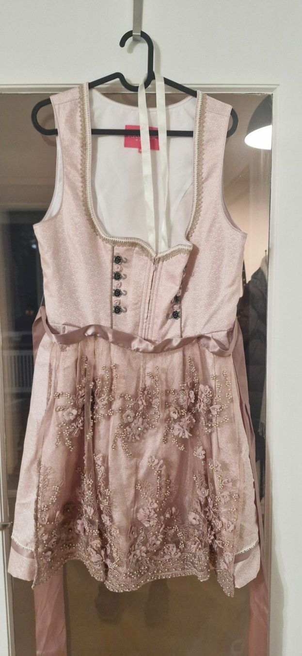 Krüger Vestiti: Krüger Dirndl rosa mit Spitze und Strass Gr. 42 – Nuovo (secondo la descrizione) da Basel venduto da selina.mueller1 1