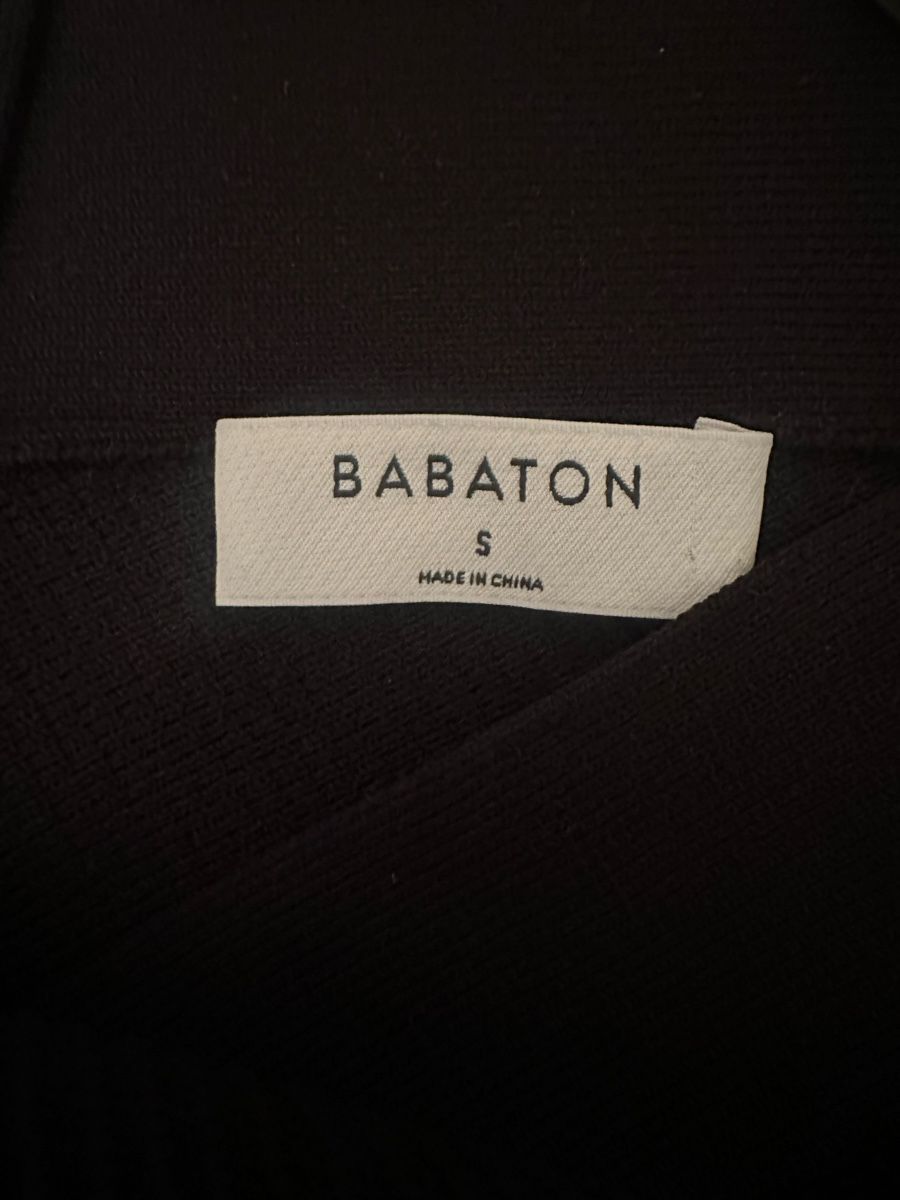 Aritzia Tops: Aritzia top – Neu (gemäss Beschreibung) aus Binningen von mar_nz5s 2