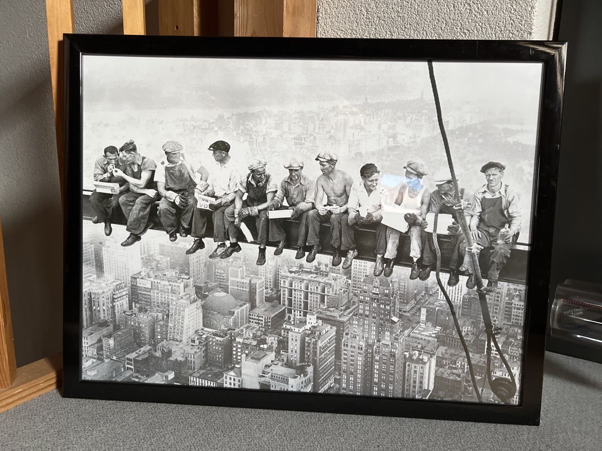 Foto & Immagini: Gerahmtes Bild "Lunch atop a Skyscraper" – Usato da Kirchberg BE venduto da Bergdorf16 2