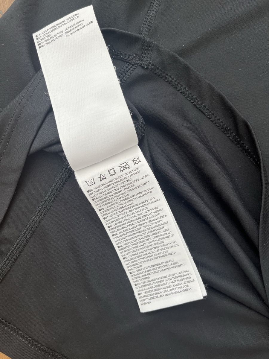 Nike T-shirt: Nike Run Tshirt, Gr. M – Usato da Interlaken venduto da fbnscl 4