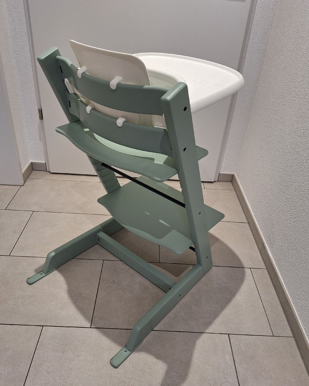 Stokke Chaises hautes: Triptrap Stokke mit Zubehör – D'occasion à Döttingen par DuHaiduc 1