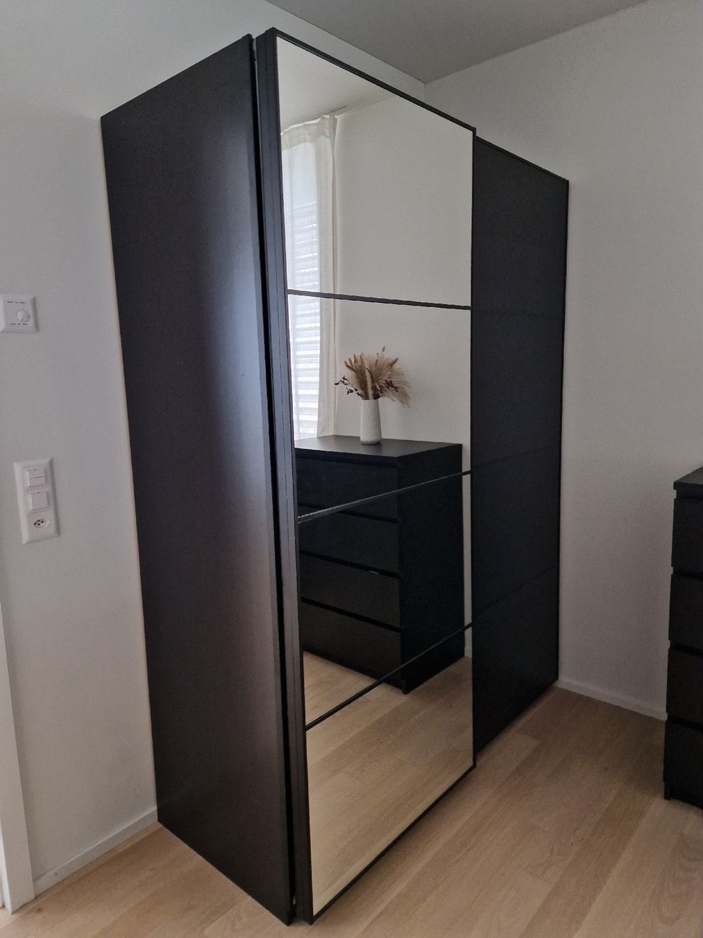 Schränke: IKEA Pax Kleiderschrank – Neu (gemäss Beschreibung) aus Zell ZH von rah_q6gm 1