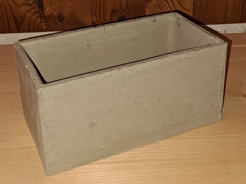 Esschert Design Blumentopf Aus Beton – Hängend, Quadratisch, 13,4 X 13,4 X 12,9 Cm, Portugiesische Kachel-Optik
