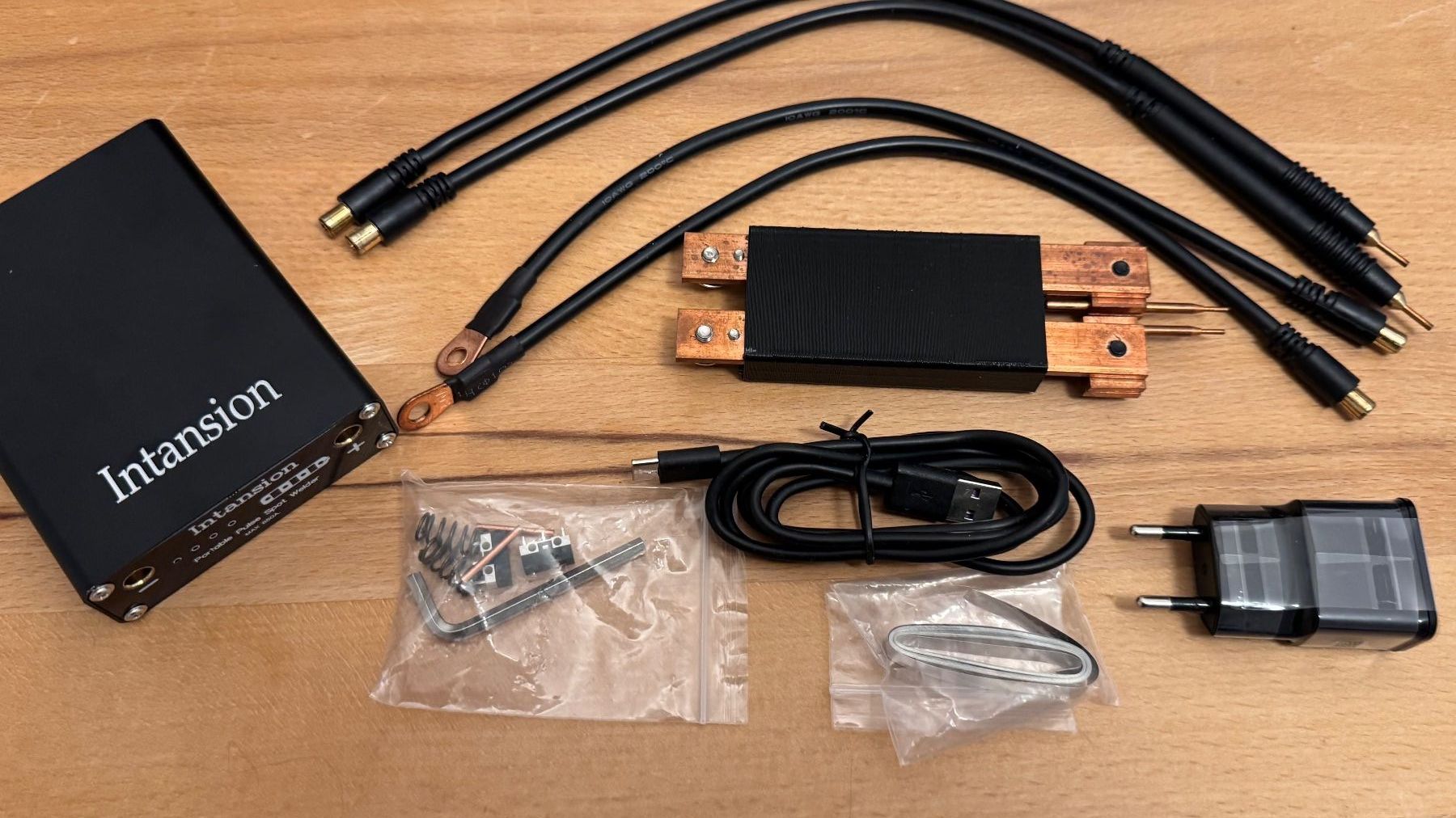 Saldatori: Portable Pulse Spot Welder DH20 – Usato da Luzern venduto da serchon 3