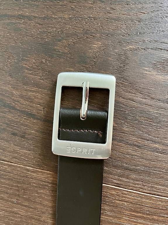 Esprit Cinture: ESPRIT Gürtel, braun, Gr. 85 cm – Nuovo (secondo la descrizione) da Herrliberg venduto da Kat_s2dn 1