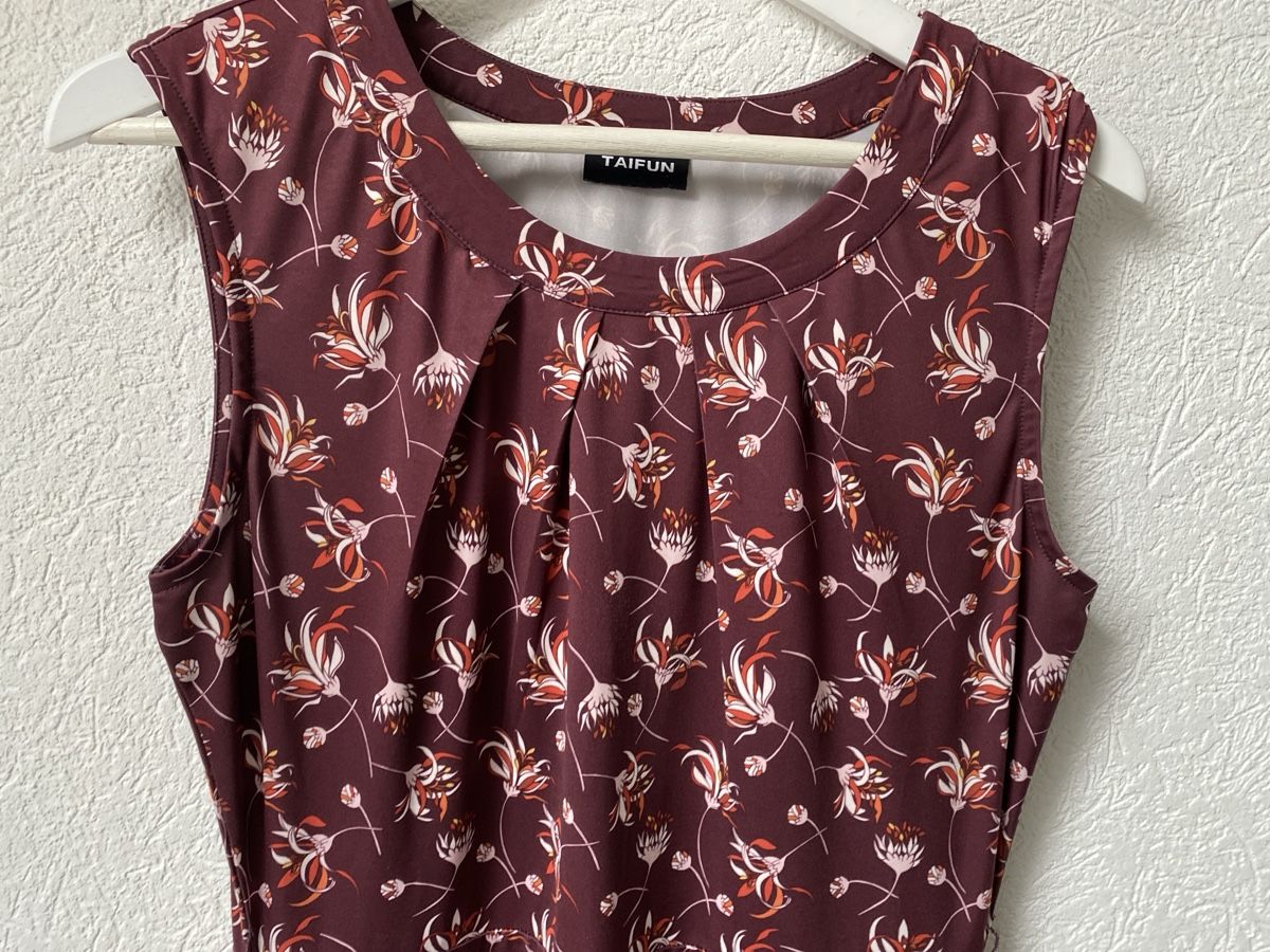 Taifun Kleider: Taifun Kleid mit Blumenmuster, ca. 40 mit Elastan – Gebraucht aus Homberg b. Thun von Homata 1