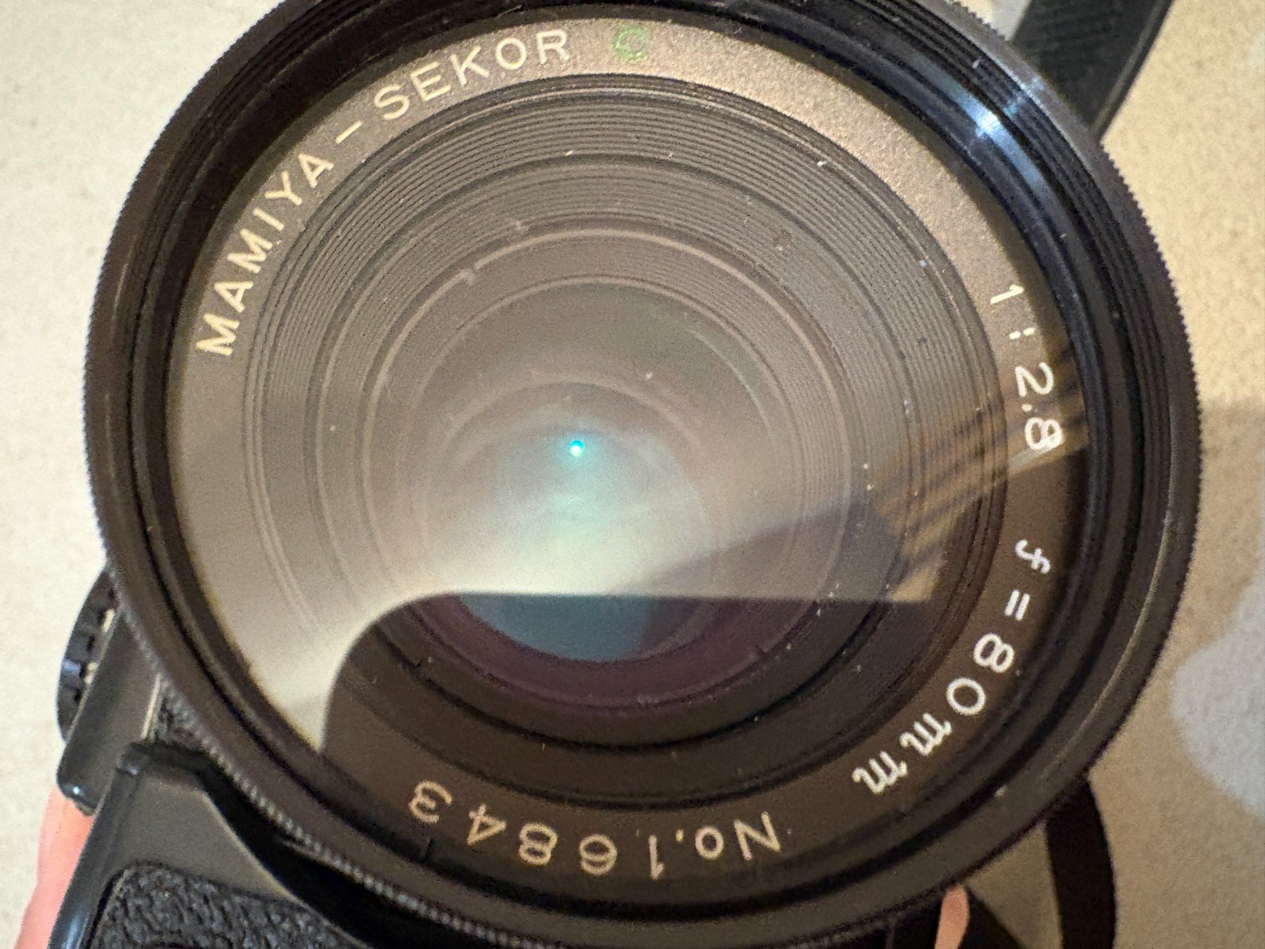 Mamiya Appareil photo: Mamiya M645 mit Objektiv – Défectueux à Elgg par Jo_Naj 7