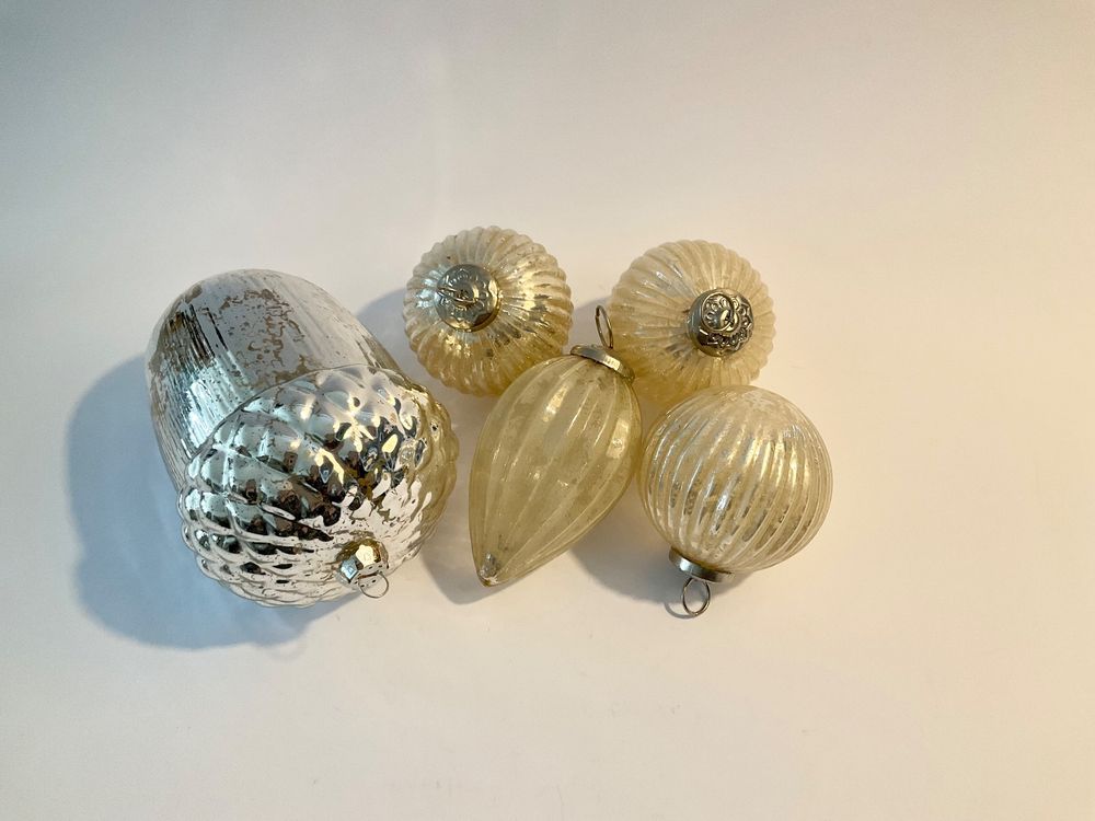 Old World Weihnachtsornament Ananas - Mundgeblasen, Handbemalt, Gold-grün