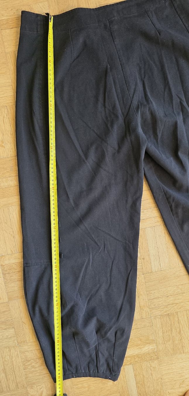 Pantaloni: Pantalon noir taille 2 – Usato da Yverdon-les-Bains venduto da van_dq65 6