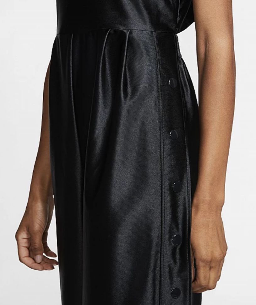 Nike Tute: Nike Black Jumpsuit, Size L – Usato da Zollikerberg venduto da MK-13 2