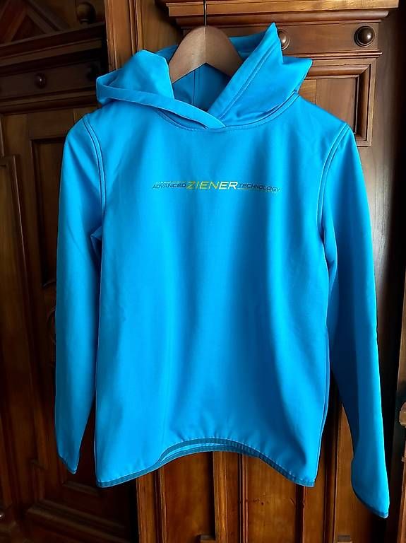 Pullover & Sweatshirts: Skipullover – Gebraucht aus Muttenz von man_l5jl