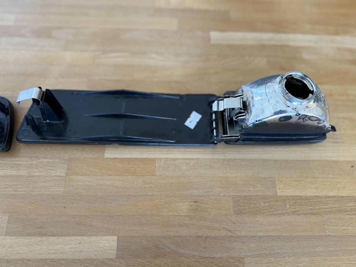 VW Tutti pezzi di ricambio auto: Blinker Set VW Golf 3 schwarz – Usato da Steffisburg venduto da lovelyunique 4