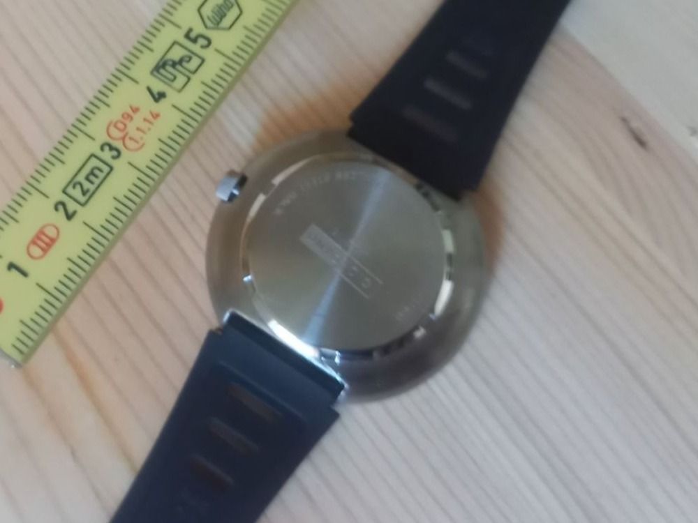 Orologi: Herren Uhr Quarz – Usato da Adliswil venduto da cha_fq9f 3