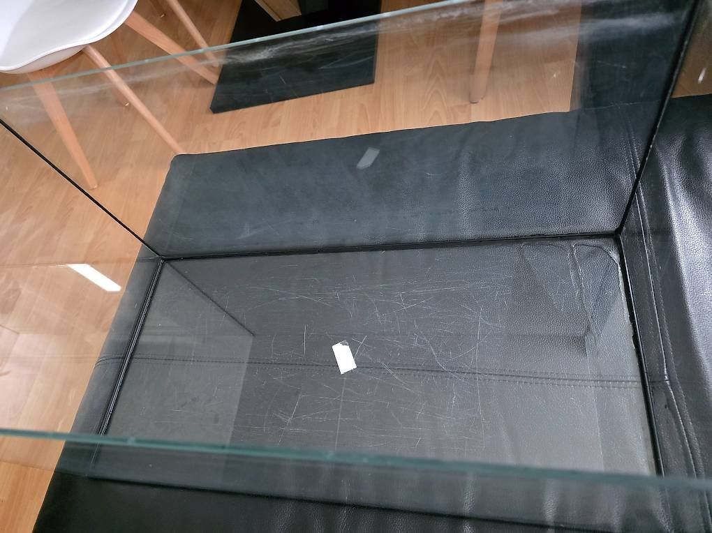 Eheim Acquari: 54l Vollglas Aquarium mit Kies – Usato da Ebikon venduto da Automaus 3