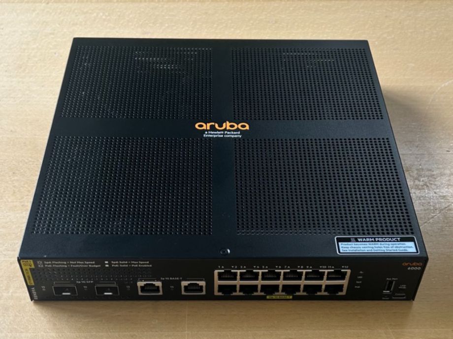 HPE Aruba CX 6000 R8N89A 12 Base-T Class 4 PoE + 2 SFP (Gebraucht) in ...