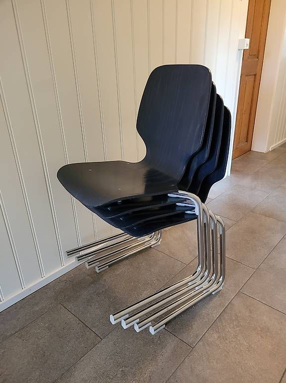 Stühle: Freischwinger aus den 70er – Gebraucht aus Grosshöchstetten von kids04 1