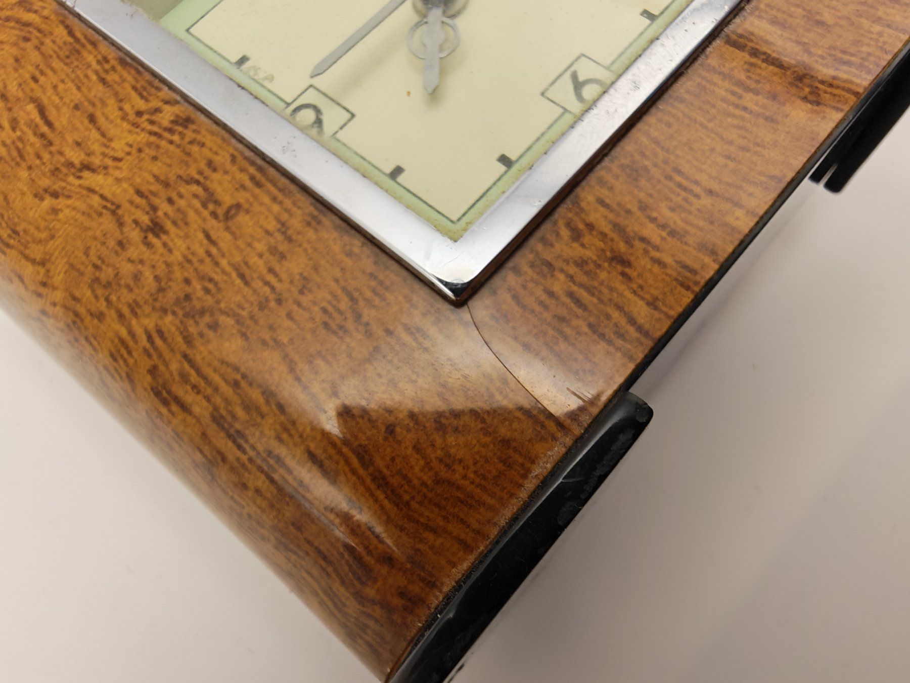 Orologi da terra & Orologi da parete: Tischuhr Holz Art Deco – Usato da Thun venduto da Kankii 7
