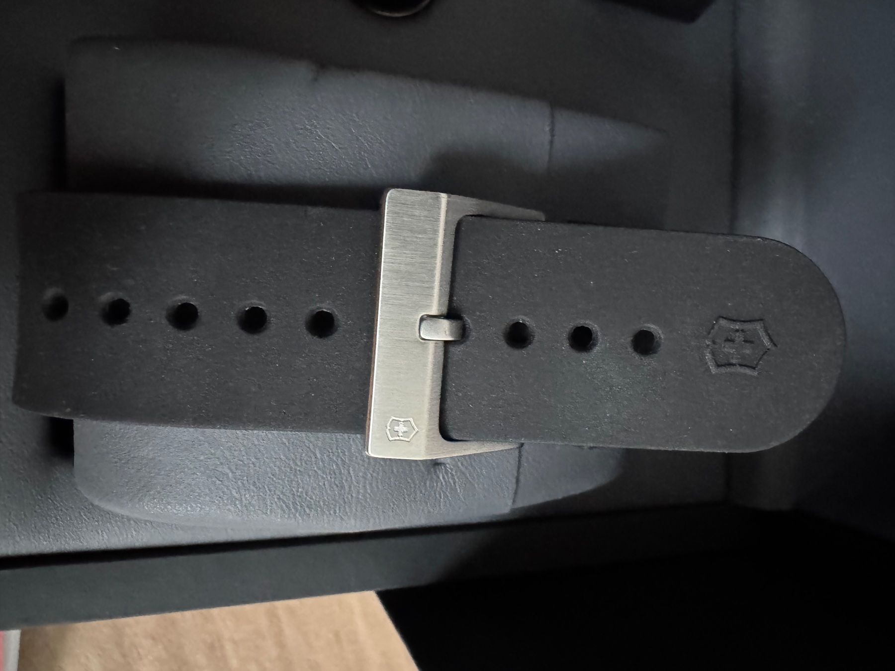 Victorinox Orologi: Victorinox I.N.O.X. Mechanical Automatik – Usato da Rupperswil venduto da Arcore 6