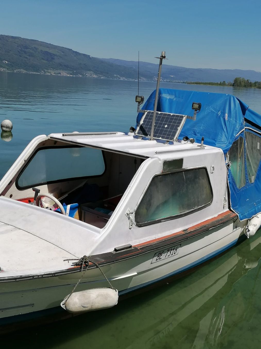 Boote: Kabinen- Motorboot 25 Ps mit Trailer – Gebraucht aus Oberwil i. S. von lenker2 7