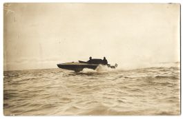 Fotografie M. Branger, Paris, le Nautilu