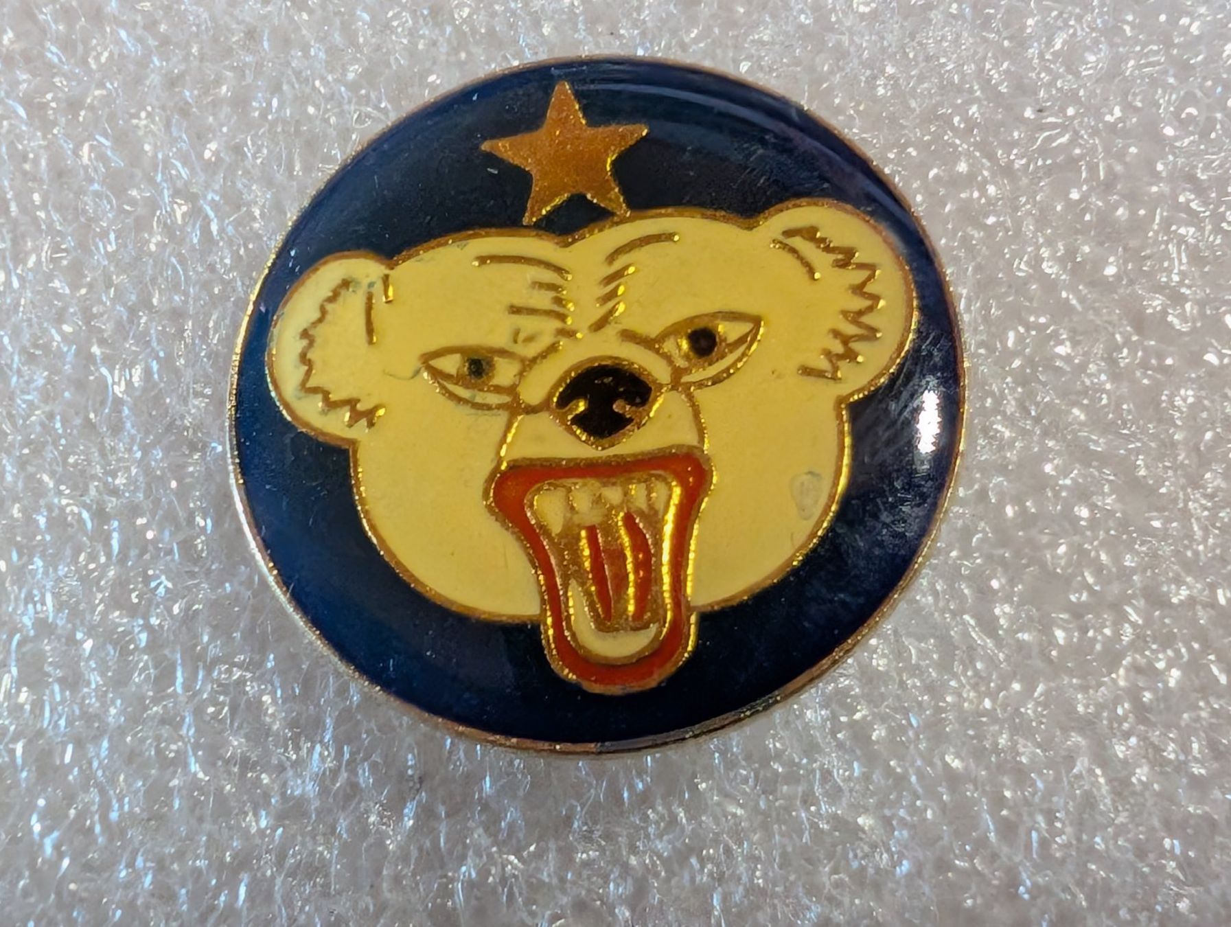 Plaquettes & Badges: Ansteckpin 260: Bär – D'occasion à Oppligen par Pin-Fall-Shop