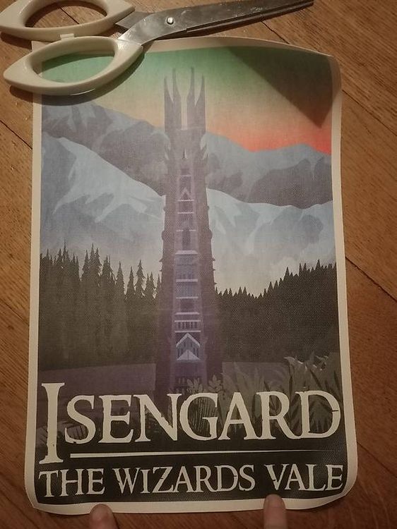 Tableau Le Seigneur Des Anneaux : Tour D'Orthanc à Isengard - Toile Encadrée, Prêt à Accrocher
