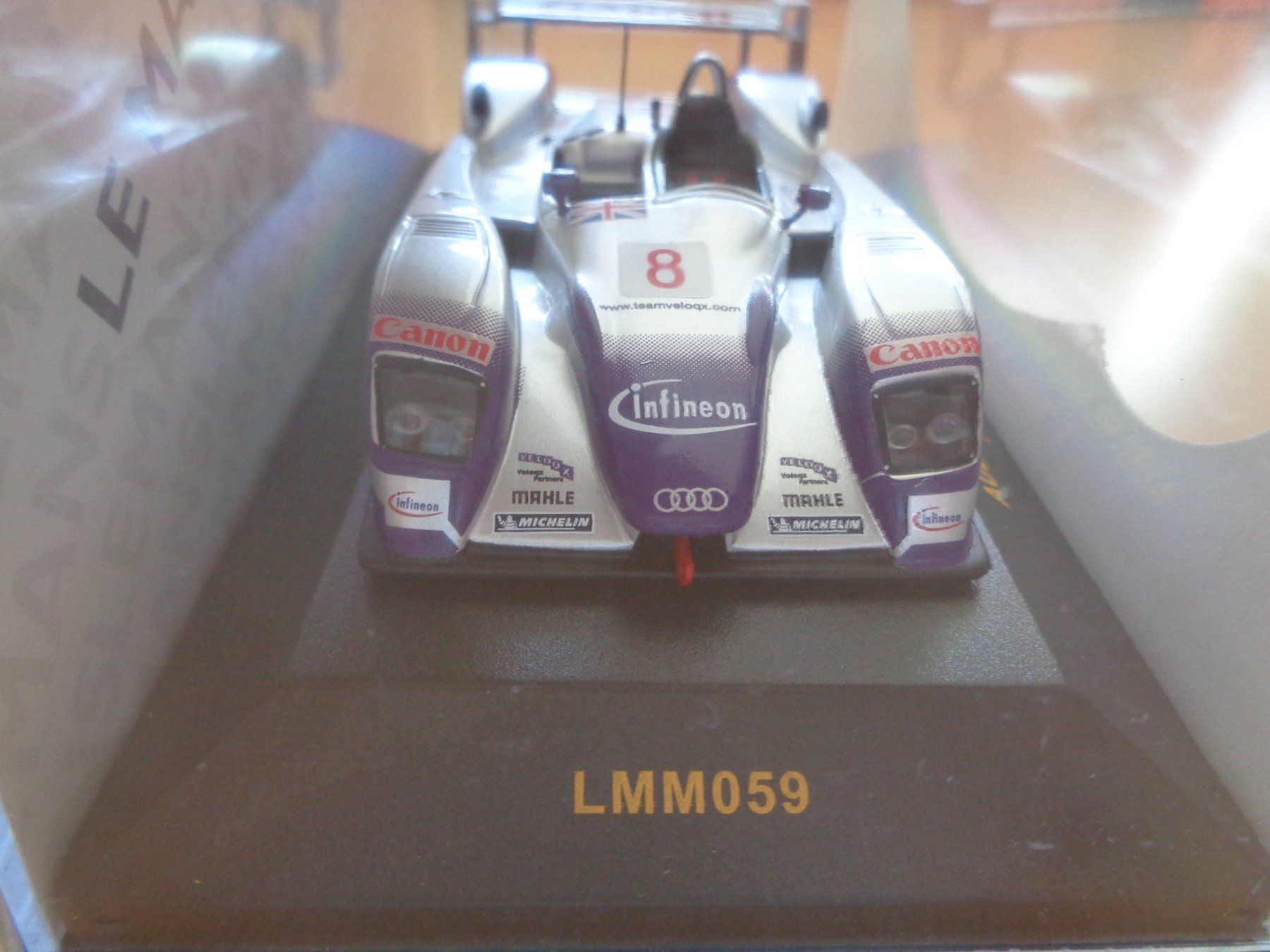 Audi Voitures modèles: Ixo 1:43 Audi R8 Le Mans – Neuf avec emballage d'origine à Reconvilier par rallycar 1