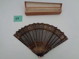Antiker Handfächer 19er Jahre bestickt mit Goldpailletten