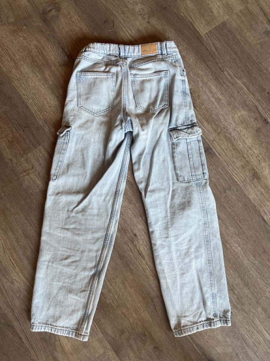 Pantaloni: Hellblaue Jeans Only gr152 – Usato da Niederstocken venduto da Eleonore000 1