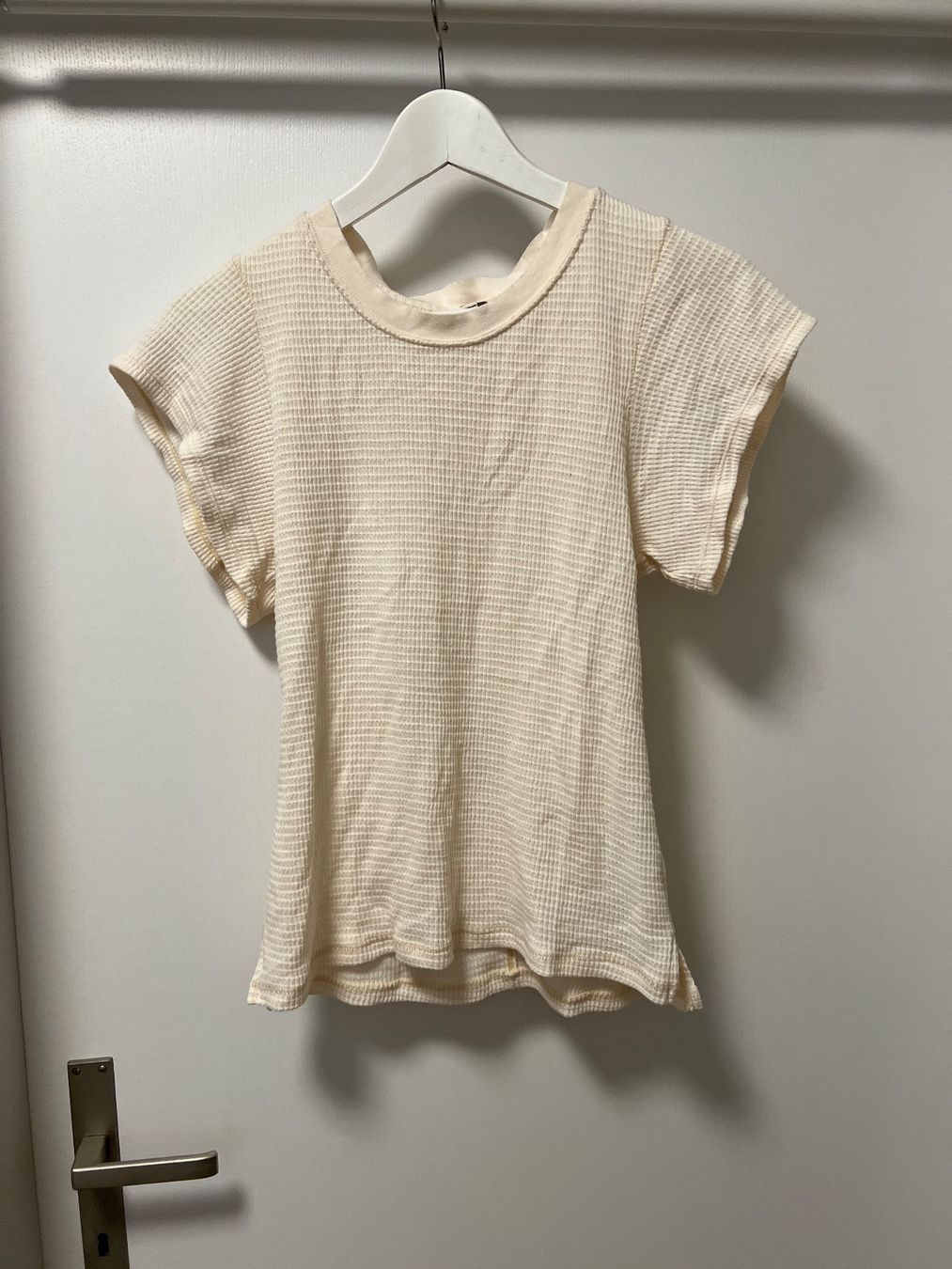 T-shirt: Free people Tshirt – Usato da Port venduto da lau_pdf5